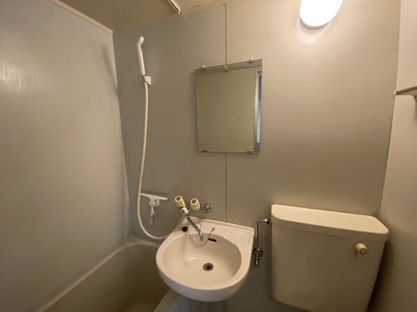 姫路駅 バス22分 北山口下車:停歩5分 2階の物件内観写真